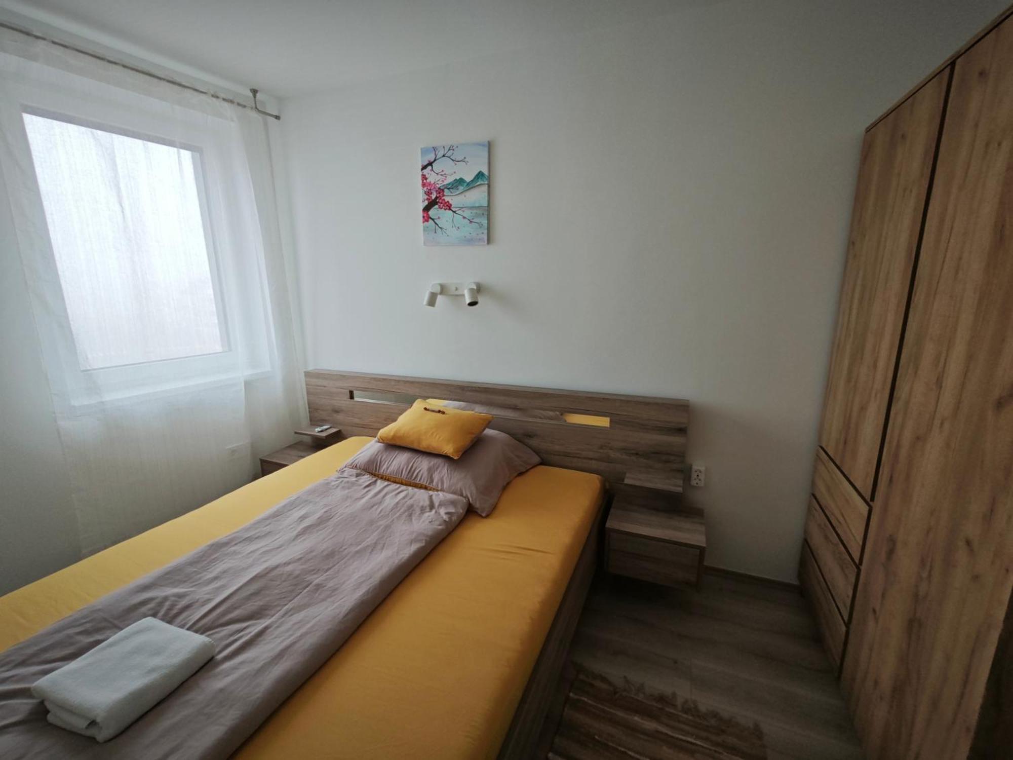 דברצן Hatvan Corner Apartments מראה חיצוני תמונה