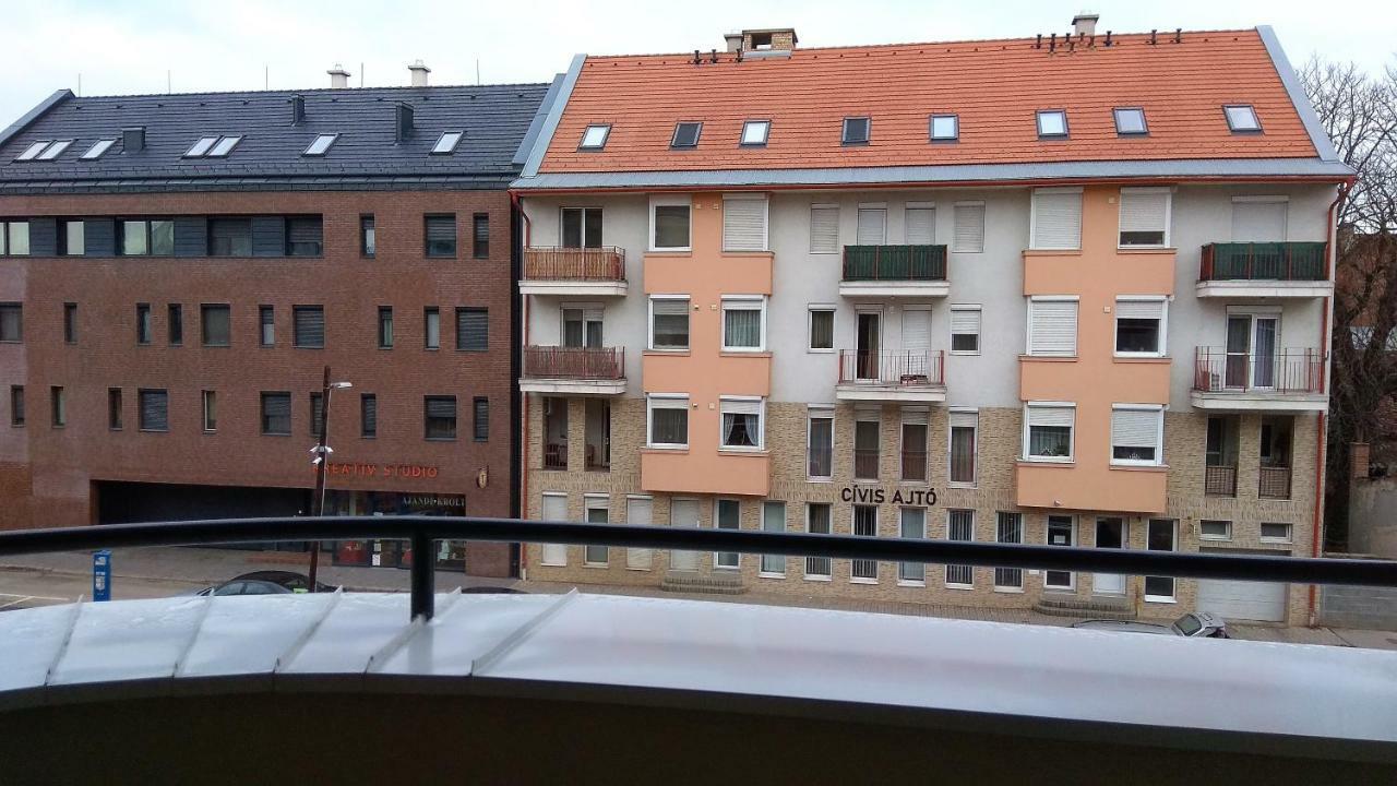 דברצן Hatvan Corner Apartments מראה חיצוני תמונה